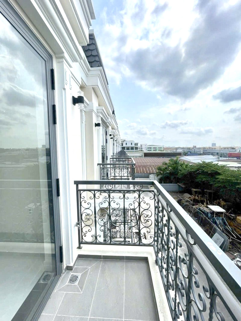 Bán Nhà 5 Tầng Full Nội Thất Cao Cấp  Hẻm Xe Tải  QL13 Hiệp Bình Phước  Gần Vạn Phúc  Chỉ 8 Tỷ - Ảnh 1